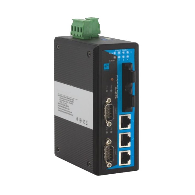 Преобразователь интерфейсов 3 порта 10/100 Мбит/с Base-T, 2 SFP и 2 RS-232.